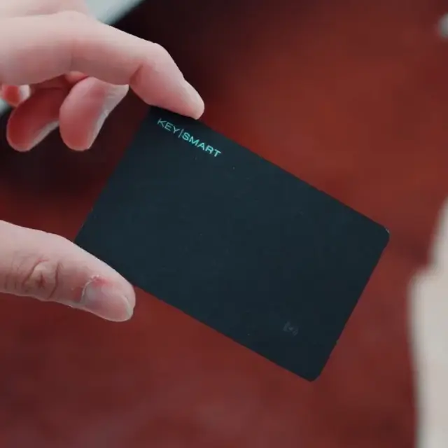 SmartCard | Works With Apple Find My App | Wireless Charging - Image 2